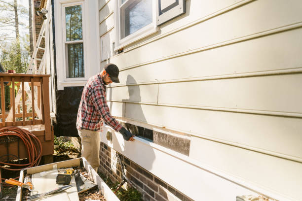 Trusted Emergency Siding Repair service in Milford, IN - Creative Siding